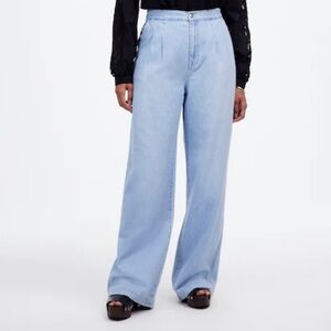 Madewell Madewell The Curvy Harlow Wide-Leg Denim Trouser in Noll Wash 33